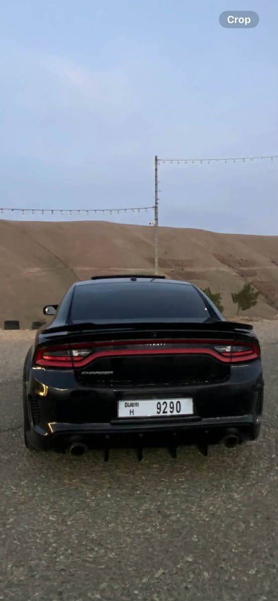 Dooj charjer 2017 
ساخ خومان له دوبه ى هيناومانه     كه ميك بوياخى ئه و رووپاى هه يه 
دوج چارجةر موديل ٢٠١٧ مةكينه ٦ بستن مواسفات كوشن هيتةر كوشن كارةباي  شاشه گةورة سوكان فوليوم سوكان SRT جام ئوتو ئاوينه ئوتو بةسمة بةسمةي دةرگا  شةغال سندوق بةسمة تراكشن  ٣ مودي گير   گيرو مةكينه بةشةرت   كامل سةيارةكة كراوته SRT ويل SRT گورينه وه ش ئه كه م له سه ر دل گرتن
***********ڤايبه ر    واتسئه پ السليمانية, العراق
