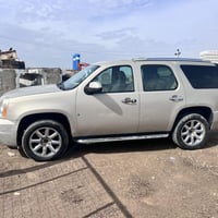 تاهو  دنلي موديل 2010 متومه رقم شمالي بيها كصة قماره 07807212212