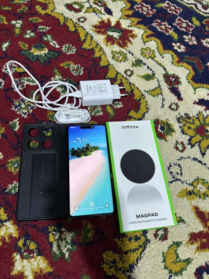 سلام عليكم جهاز للبيع انفنكس  not 40 pro ذاكره 256 الجهاز كلش نظيف وكامل ملحقاته السعر 200الف وبي مجال كلش بسيط مكاني الدوره .
التواصل فقط واتساب ***********
