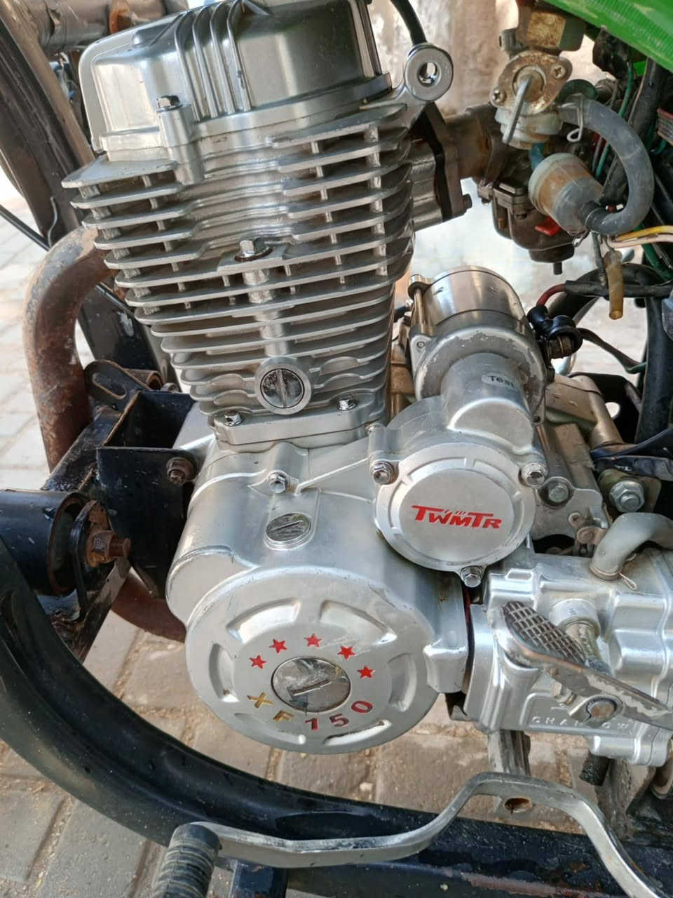 ستوته للبيع موديل 20 كفاله عامه من كل شيء جديده مكينه 23 اوراق اصولي باسمي الشراي اتصل على الرقم ويتدلل مكلف بالنشر المكان كربلاء ***********
