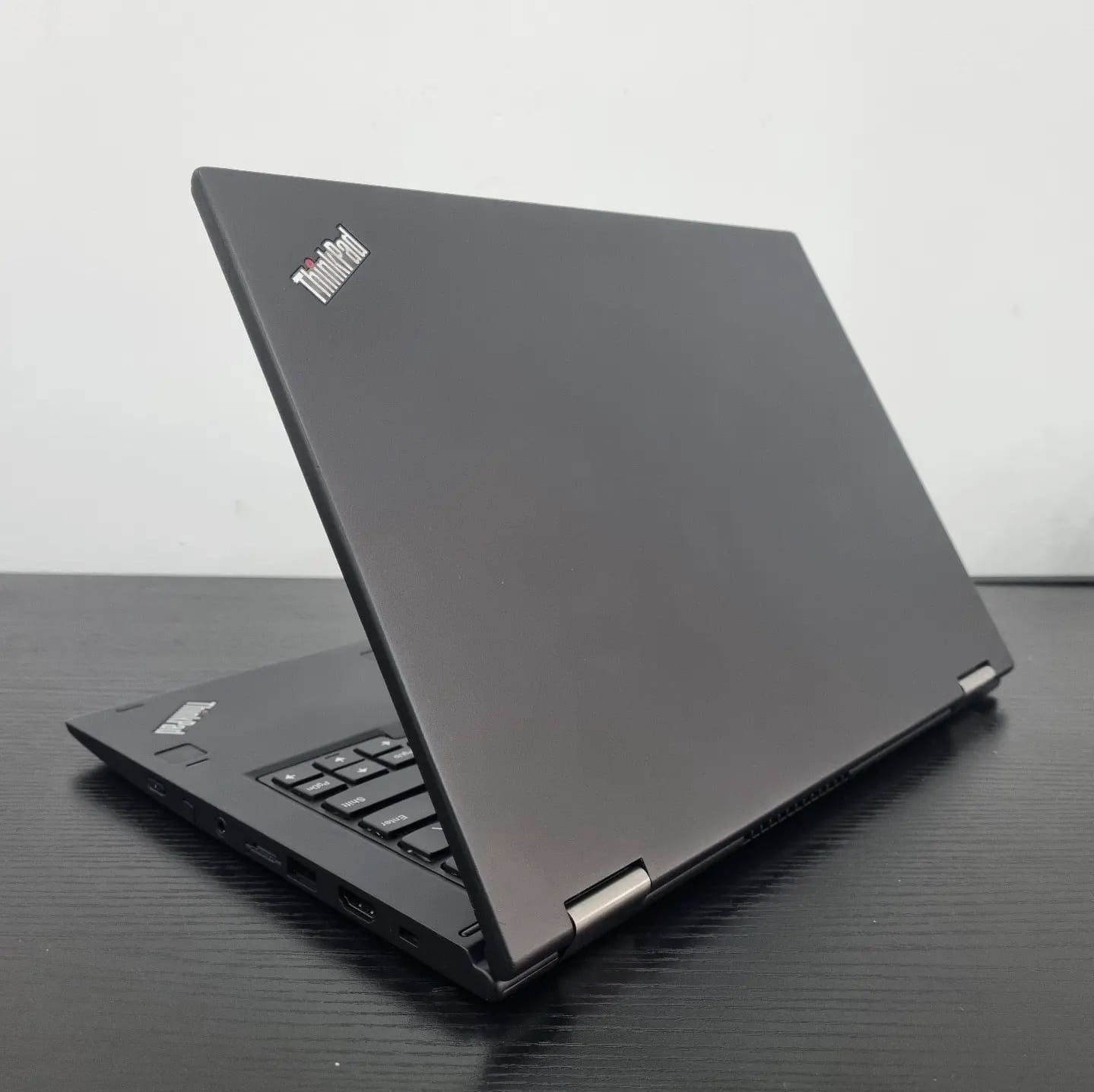 لابتوب Lenovo yoga x390 لمس قلاب 
المعالج core i5 الجيل الثامن
رام 8 كيكا DDR4
الهارد 256 كيكا SSD
كرت الشاشه Intel Uhd 630 حجم 4 كيكا
الشاشه حجم 13.5 انج ضد التوهج دقة fhd 1920x1080 نوع ips لمس قلاب 360 درجة مع القلم الاصلي للجهاز 
باتري ليثيوم 6 خلايا  شحن سريع 65 واط والباطرية ممتازة وشاحن تايب سي 
كامره دقة hd تحتوي قفل فتح وغلق الكامرة 
بصمة اصبع نضام حماية 
 منفذ تايب سي و رام  وhdmi وباقي المنافذ   الحاسبه كلش نضيفه وحلوه
السعر 350 الف النجف, العراق


**إذا كنت صاحب هذا الإعلان وتريد حذفه لأي سبب، رجاءا أرسل رسالة إلى الدعم الفني**