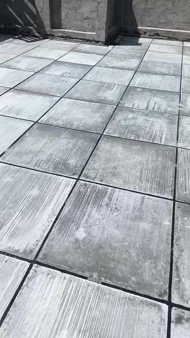 كادر مختص الشتايكر تزفيت وترميم صطوح اضافه ماستك 
شغل درجه اولى تفحص ماي أقبل ستلام 
***********
