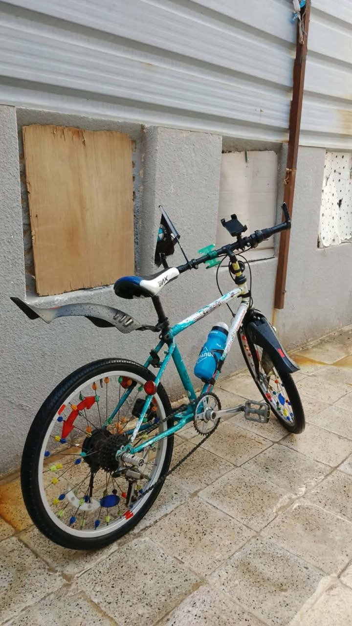 للبيع الحجم 24 السعر 75 وبي مجال متواجد على الرقم بس مكاني الجانب الايسر حي الامن ***********
