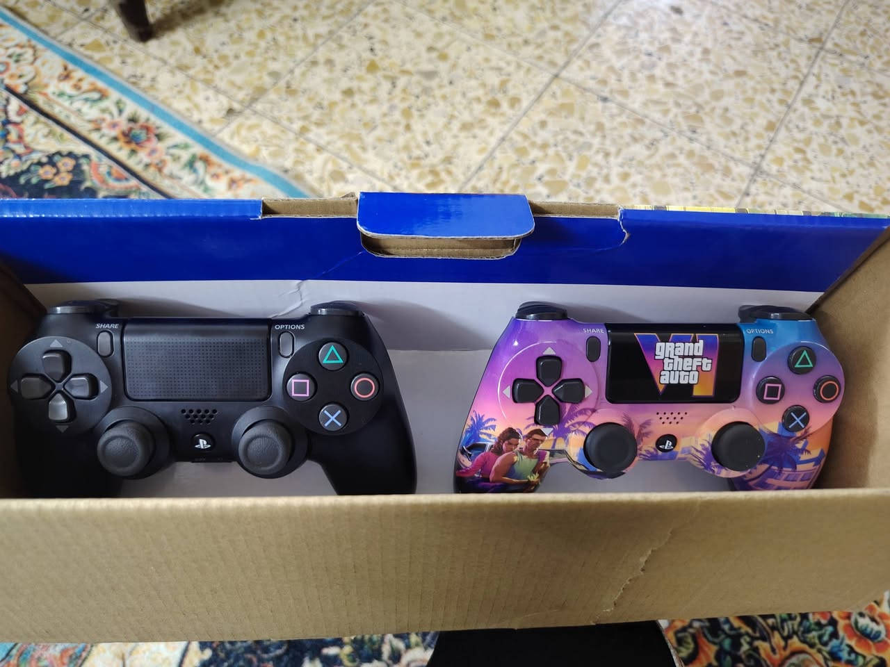 سلام عليكم بلي 4سلم مهكر عسكري يدات 2 وحده اصلي وثاني تجاري ضماني من البيت سبوع بغداد باب المعضم السعر 280 الف ***********
