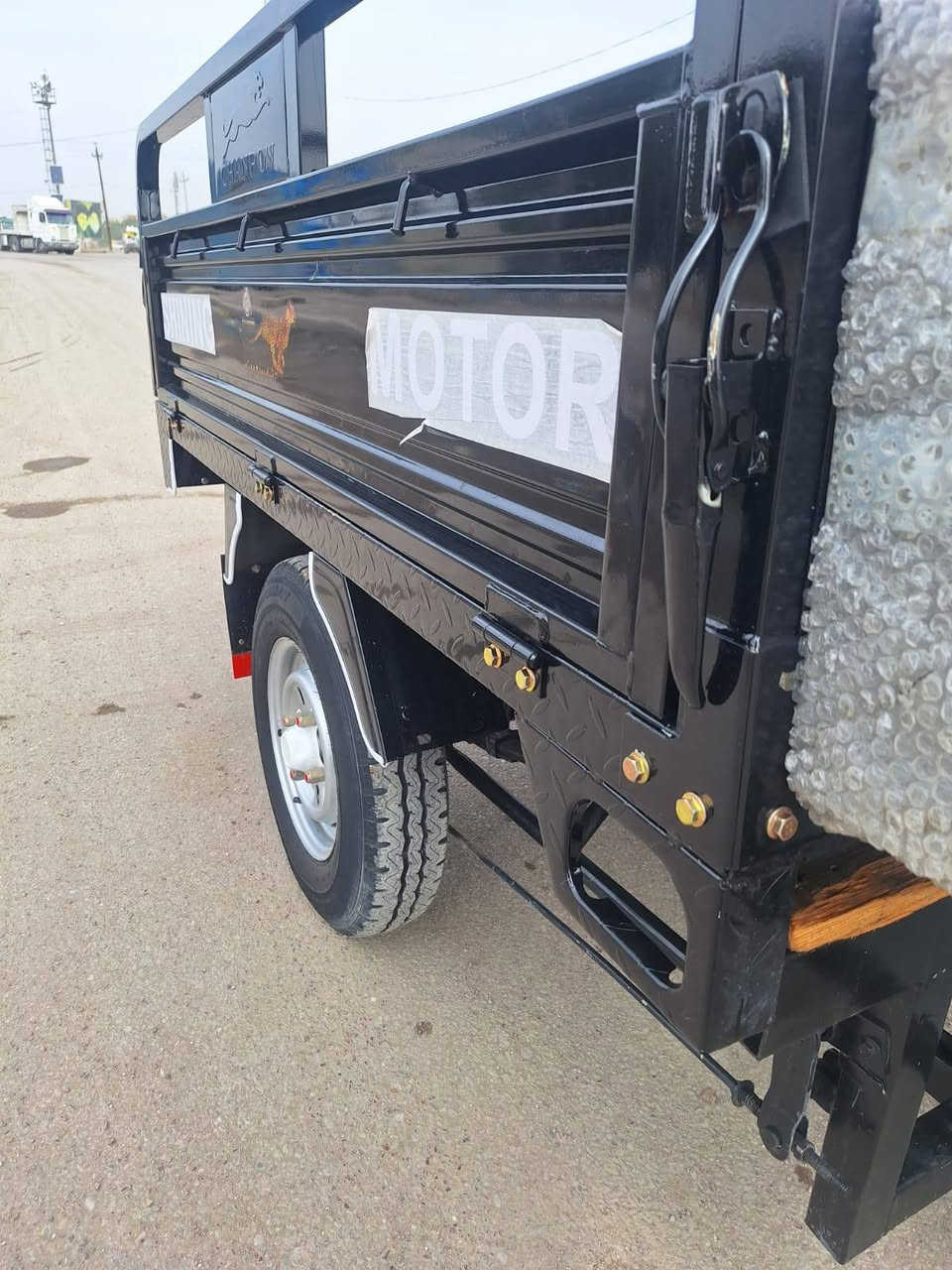 سلام عليكم ستوته جمره للبيع موديل 2025. كفاله عامه اوراق أصولي مكفولة شوفت عينك سعره مليونين وم100. 
مكان بغداد نهروان. ***********
