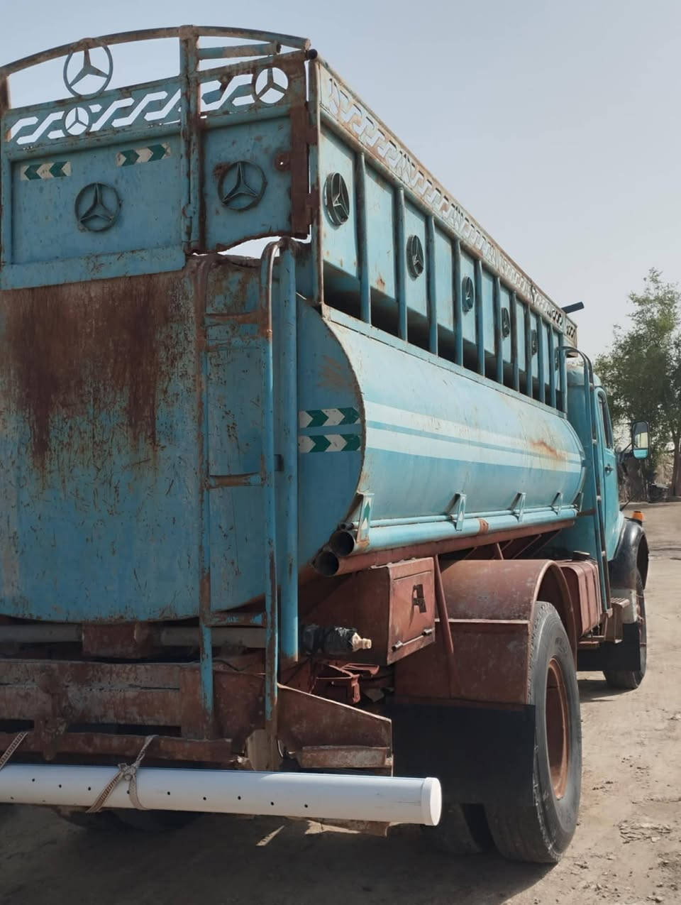 للبيع
***********
