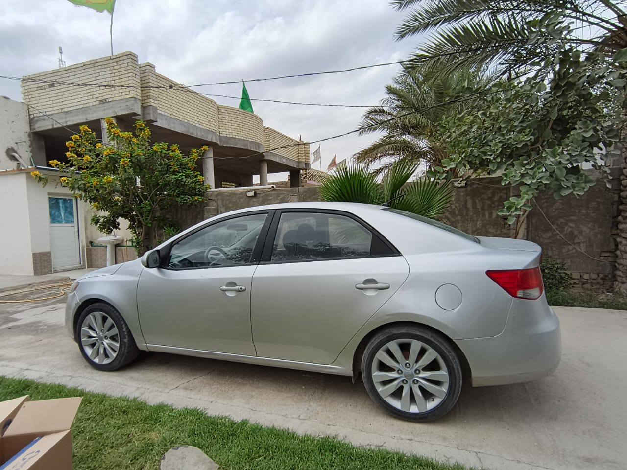 السلام عليكم 
سيراتوا موديل 12 رقم نجف كفاله عامه عدا بارد جدا قليل اوحالوب قليل بالجنطه والقمارة مو بارز كلش 
مكاني نجف ***********
السعر 92
