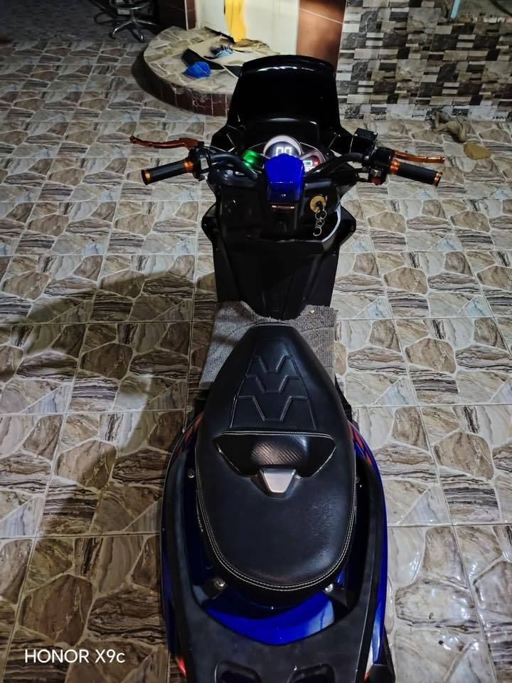 سلام عليكم دارجه شبح مديل 2024مامشيه هواي دراجه خير من الله برغي ما مفتوح بيه مكفوله تجي شرط شوفه بعينك ورقه مال وكيل  مراوس بوليس أو بيع حسب القناعهً وإذا نضيفه أنطي فرق 
***********بابل القاسم
