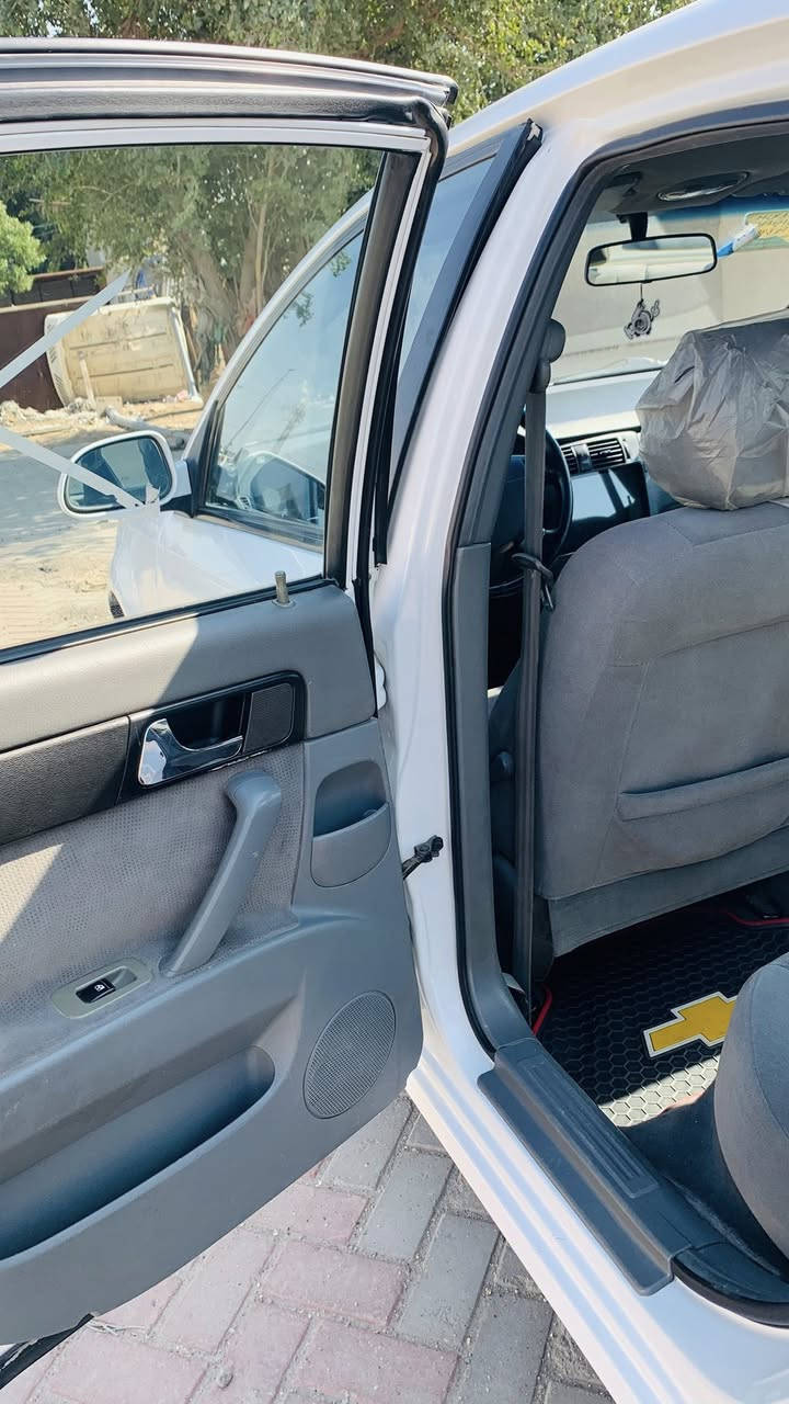 السلام عليكم
اوبترا 2009 خليجي  سياره بدون صبغ  بيهه تبديل جاملغ فقط بدون حادث بلادي بدون صبغ وبارد شويه باب السايق

مكينه كير جديد

صدر جديد

شاشه تاب

تخم تايرات جدد

بك لايت مارسيدس

تبريد جديد 

السعر 79

العنوان بغداد مدينه الصدر

***********
