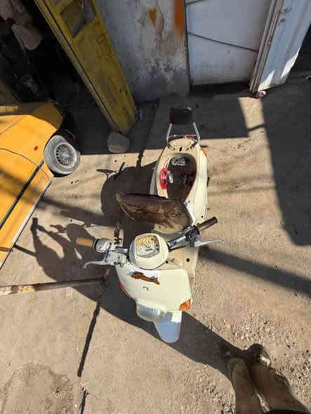 سلام عليكم بوليس كفالة عامة كفراتها الاصلية موجودة مخلي هاي جمالية دراجة صارلها شهر من نازلة من رمبة رايدها ب٨٥٠ عنواني بوب الشام وهذه ارقامي ليريد ***********

او ‭٠٧٧١ ٣٥٤ ٩٠١٣‬
