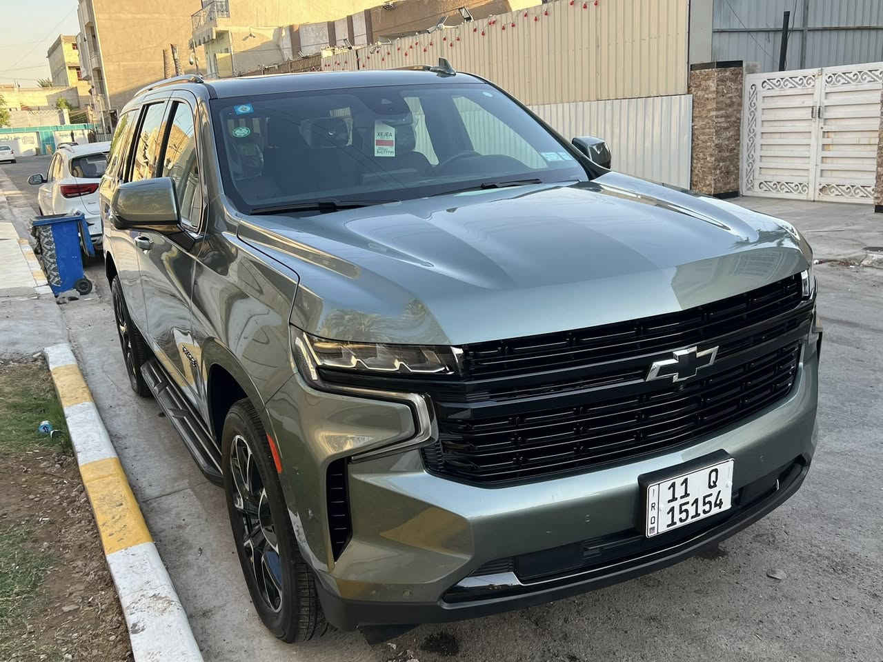 السلام عليكم ✋🏾
تاهو RST🔥 
🔹موديل: (2024)
اللون : زيتوني 🫒
مكينة :5300 امريكي اصلي ✔️
🔺ماشية: 7 الاف فقط 
🔴فول مواصفات ميحتاج اذكرهن كلهن : (من بانوراما ،جلد اسود ومطرز بأحمر خاص بrst ،كشنات vip، تدفئة امامي وخلفي،كيجات ديجتال، رادارات وكامرات وحساسات ٣٦٠درجة ، بلاك ادشن السيارة، علامات ونشرات ضوئية ترحيبية،صندوق كهرباء،تشغيل عن بعد ، شاحن لاسلكلي، وبعد كلش هواي بيها مواصفات…)

❌حادث السياره موضح بالصور: نص جاملغ خلفي ايمن وباب خلفي ( الباب تبدل اسود مال تاهو اصلي ونصبغ بدون لا معجون ولا ابد ، والجاملغ نصبغ نصه ولباقي كلير، بدون تكمه الفوك ماوصلتلها ) ايرباك بس مال بردة وصفحة اليمنه وتبدلت بكبسولة ومكرشه كامله…. غير هاي القطعتين الخلفيه كله بلادي وكبس …

📍مكان السياره: بغداد 

💰السعر :54,000$ وبيها مجال بسيط للشراي 

☎️شراي اتصل وتدلل: ***********
