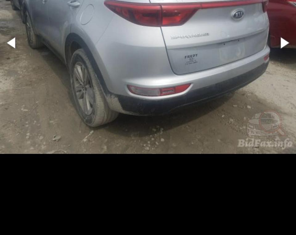 سلام عليكم 
سبورتج وارد امريكي كلين
 حادثها حالوب بالقماره والبنيد 
موصفات عاديه 
ماشيه 100 الف مايل 
سياره جديده ومناقصه شي 
مكانها البنوك متواجد من ساعه 5 عصرا لليل 
الصبح دوام واللتزام عندي 
للاستفسار ***********
سونار مابيها تاخذ ع السونار والفحص
