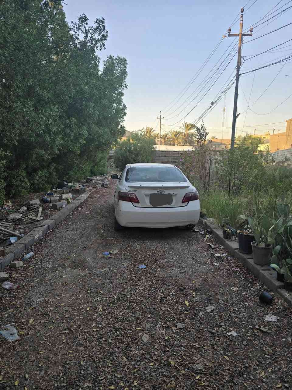 السلام عليكم 
دار للبيع مساحه ١٢٥ متر مع الكراج ١٨٠ متر ركن بناء حديث درجه اولى خريطه مربعه مكون من ٣ طوابق طابو ملك صرف أمامه تشجير مسيجه مساحتها ٥٠٠ متر الموقع منطقه حي السلام محله ٧٥٥ قرب مركز شرطه الخنساء خلف المستشفى الجديد
السعر ٣٠٠ بيع مستعجل للاستفسار (***********)
