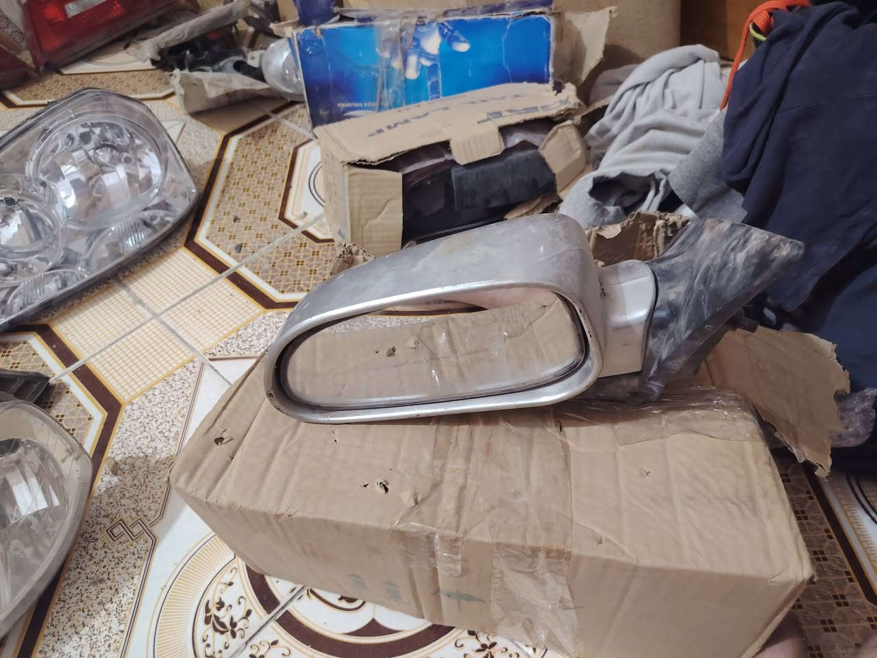 سلام عليكم 
لايتات اوبترا 
بكلايتات اوبترا 
بكلايتات 405
مري اوبترا كهربائية
بنيد اوبترا 
بكلايتات سمند 
دعاميه خلفيه سمند جديده 
قطع كلا اصلي جديد 
اسعار مناسبة جدا  

***********واتساب فقط 
العنوان الناصرية مركز 
يوجد توصيل جميع محافظات العراق. غير متواجد على فيس واتساب فقط

