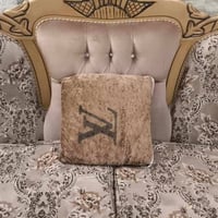 كنب • ٥ مقاعد • نضيف