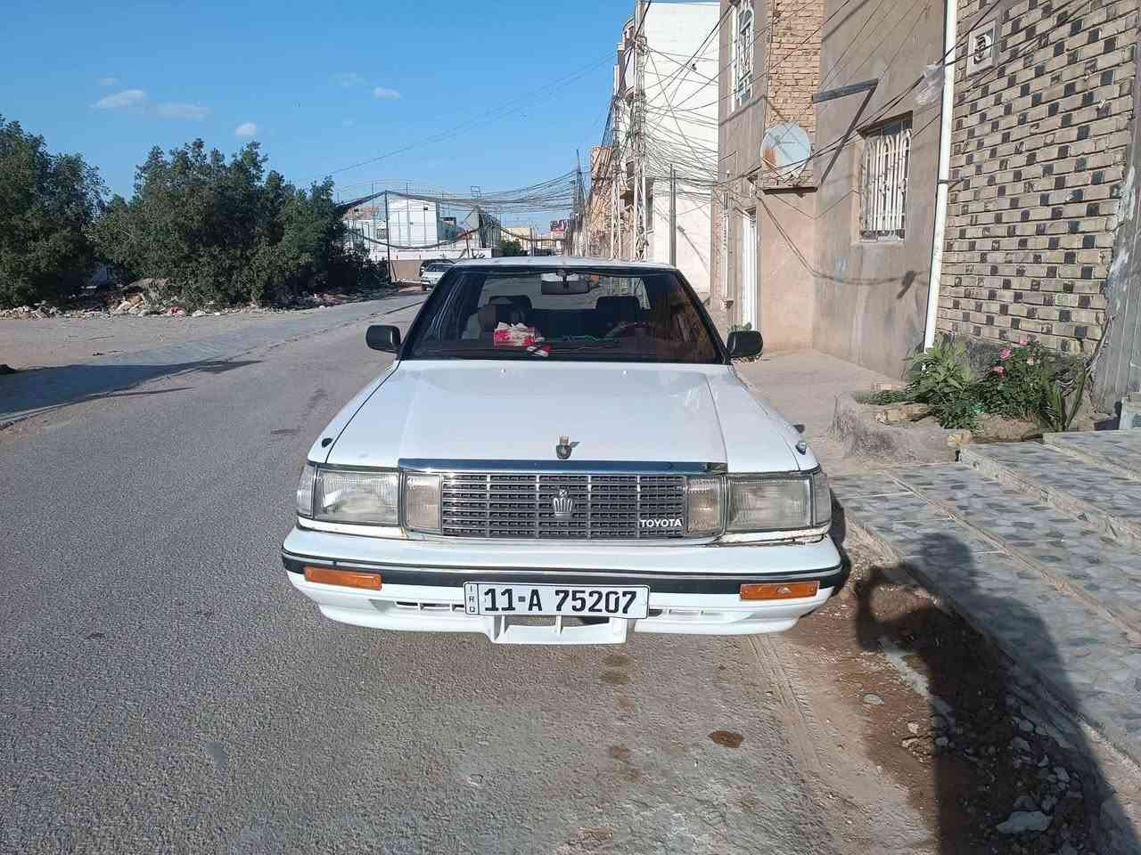 سيارة هارتوب 88يسرة بلاد مكينة وكير جديد تبريد ثلج حدادي 1/1 تايرات اربعتهن جدد وغرفة نضيفة  سنوية 30رقم بغداد دولي مشروع وطني تحويل ثاني يوم السعر 38
ال نتصال علئ رقم 
***********
