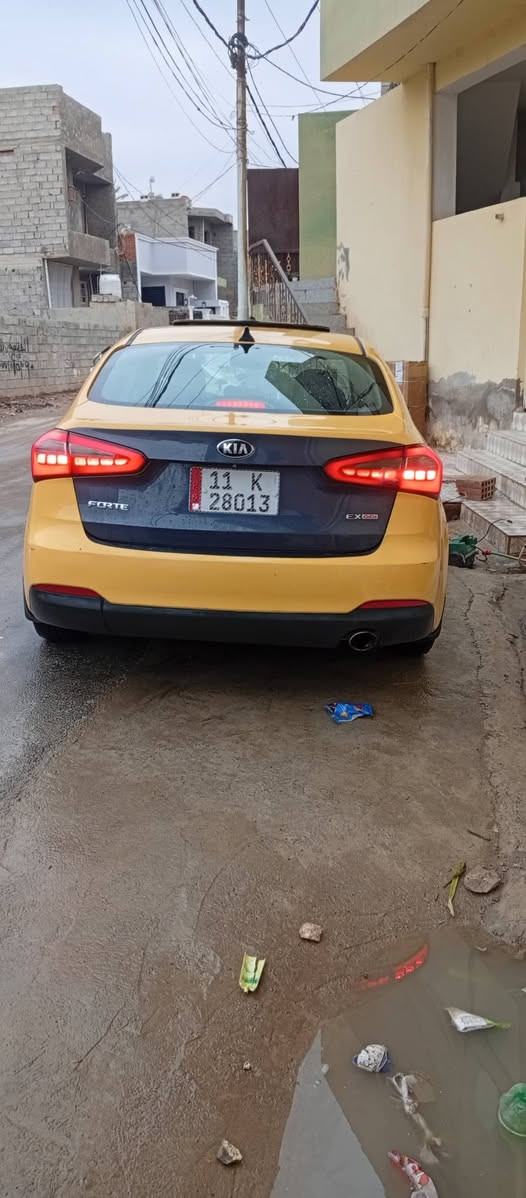 سلام عليكم كيا فورتي لبيع موديل 2015 حادث جاملغ مبدل والبنيد نفسه مكفوله من الشواصي والغود فول مواصفات بصه تشغيل وبصمه ابواب فتحه سقف تبريد قطعتين شاشه البلديه الرقم الدولي بسمي مري شفط اشاير ترحيب مكينه 200 جيد لاين السعر 115 وبيها مجال بسيط الاتصال على الرقم ***********
