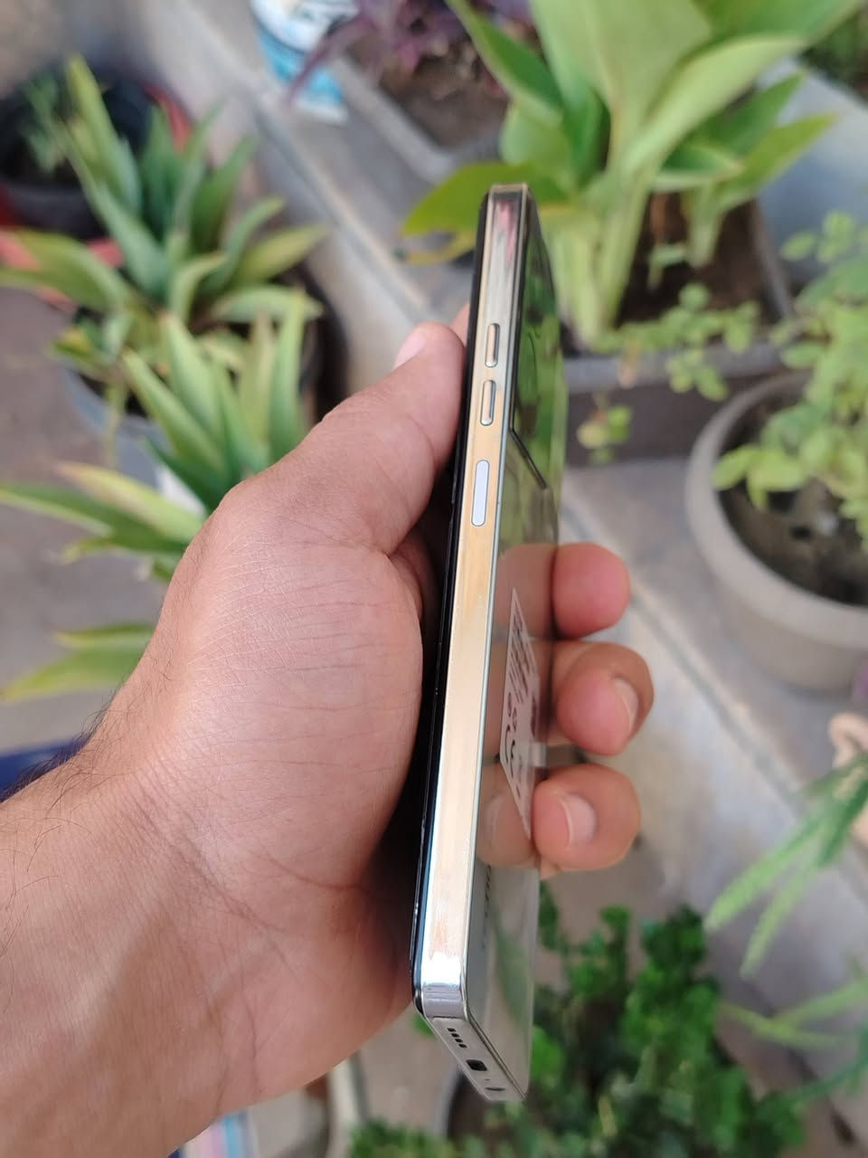 جهاز تكنو بوڤو 5 برو  مراوس فقط فقط مراوسسس
Tecno Pova 5 Pro:

✅ الشاشة: 6.78 إنج FHD+ بدقة 2460×1080

✅ معدل تحديث الشاشة: 120 هرتز

✅ المعالج: MediaTek Dimensity 6080 5G

✅ الذاكرة العشوائية (RAM): 8 جيجابايت

✅ التخزين الداخلي: 256 جيجابايت

✅ الكاميرا الخلفية: 50 ميجابكسل + عدسة مساعدة

✅ الكاميرا الأمامية: 16 ميجابكسل مع فلاش أمامي

✅ البطارية: 6000 ملي أمبير

✅ الشحن السريع: 45 واط Ultra Charge

✅ نظام التشغيل: Android 14 مع واجهة HiOS (قابل للتحديث حسب المنطقة) 

✅ يدعم شبكات 5G

✅ يدعم NFC

✅ يدعم البصمة الجانبية

✅ يدعم السماعات الستيريو

✅ منفذ سماعات 3.5 ملم

✅ يدعم OTG وWi-Fi وBluetooth وGPS 

✅ الألوان: Dark Illusion و Silver Fantasy

✅ الوزن: حوالي 220 غرام 
مراوس ويه ريلمي 11 او 12 او 13 او جهاز مضبوط وشكد فرق اني انطي المهم جهاز مضبوط


**إذا كنت صاحب هذا الإعلان وتريد حذفه لأي سبب، رجاءا أرسل رسالة إلى الدعم الفني**