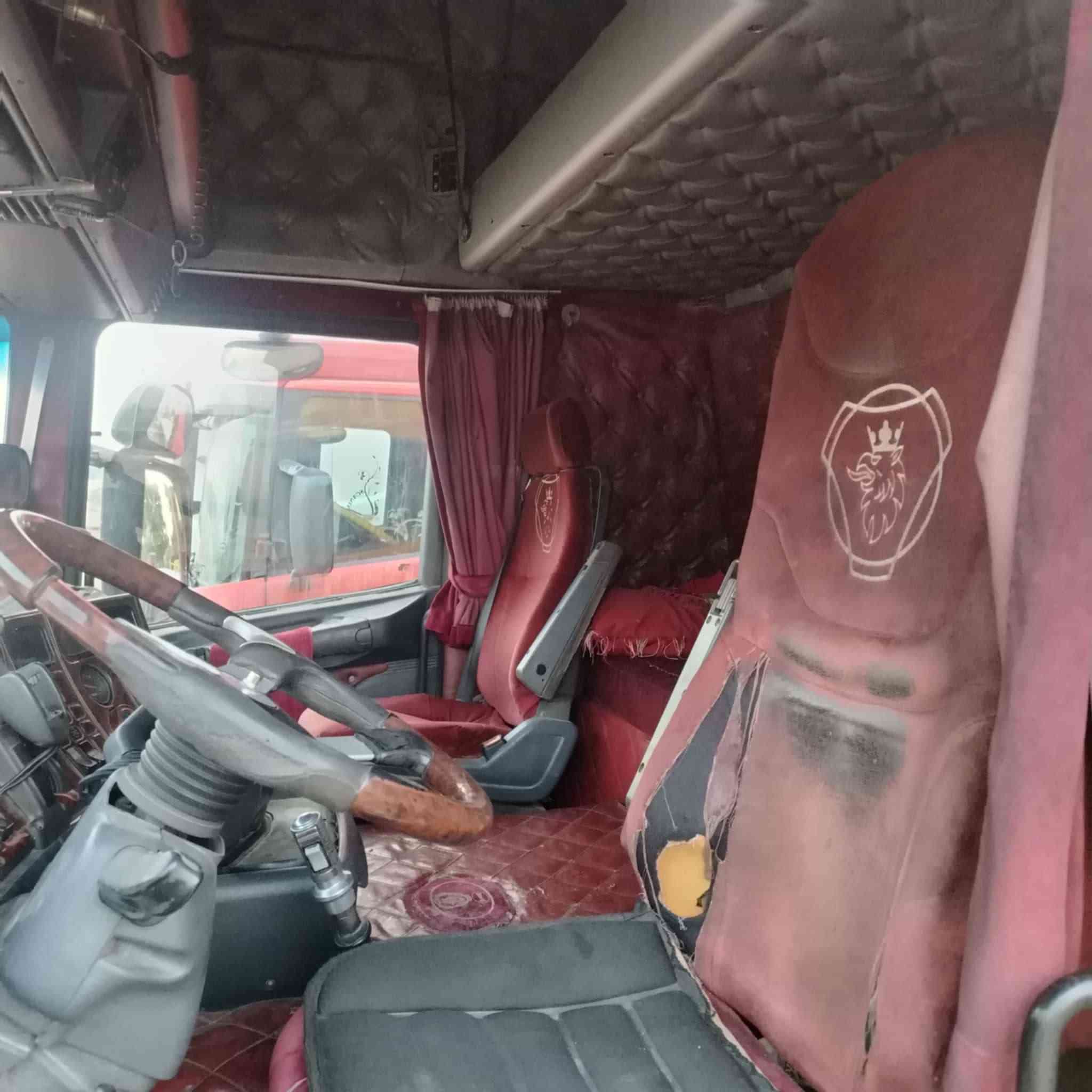 سلام عليكم
سكانية للبيع 2001 ثمانية سلندر بم او نوزل سنگل خلفي جوبلس أمامي باج بطن سنوية نهايت ال27 شهر ال10 تسقط العربانة حدادي شاصي 16 اربع محاور صيني للاستفسار ***********
