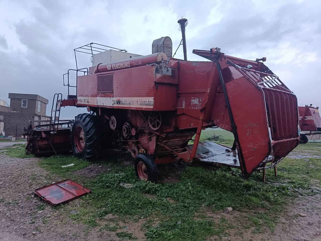 للبيع لافرداموديل 85 رقم سنوية سعر 6ملاين
***********
