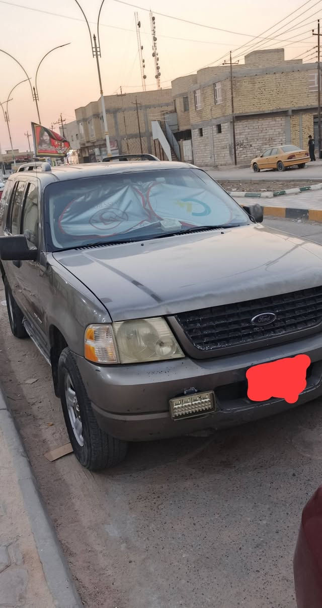 فورد اكسبلورر ستيشن 2004 محور اوتوماتيك مكينه 3000
لون نفطي خاليه من ضربه وتبديل.بصره مشروع وطني45وبيه مجال قليل مكني الناصرية هاذه رقم لولد‏‪***********‬‏
