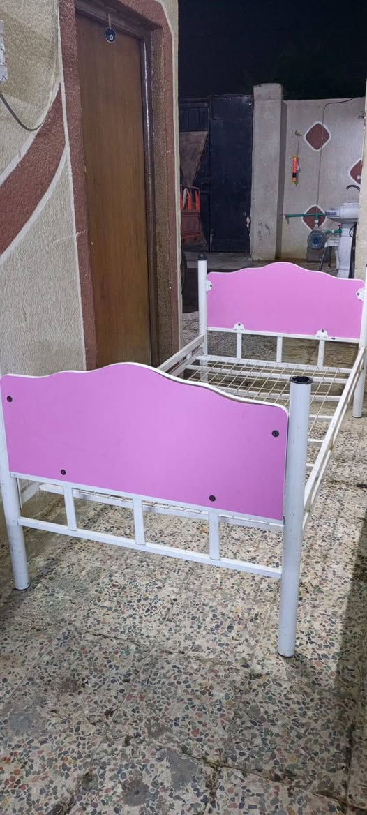 جربايه للبيع السعر 35 وبيها مجال العنوان بصره حيانيه دور الشرطه رقم الهاتف***********
