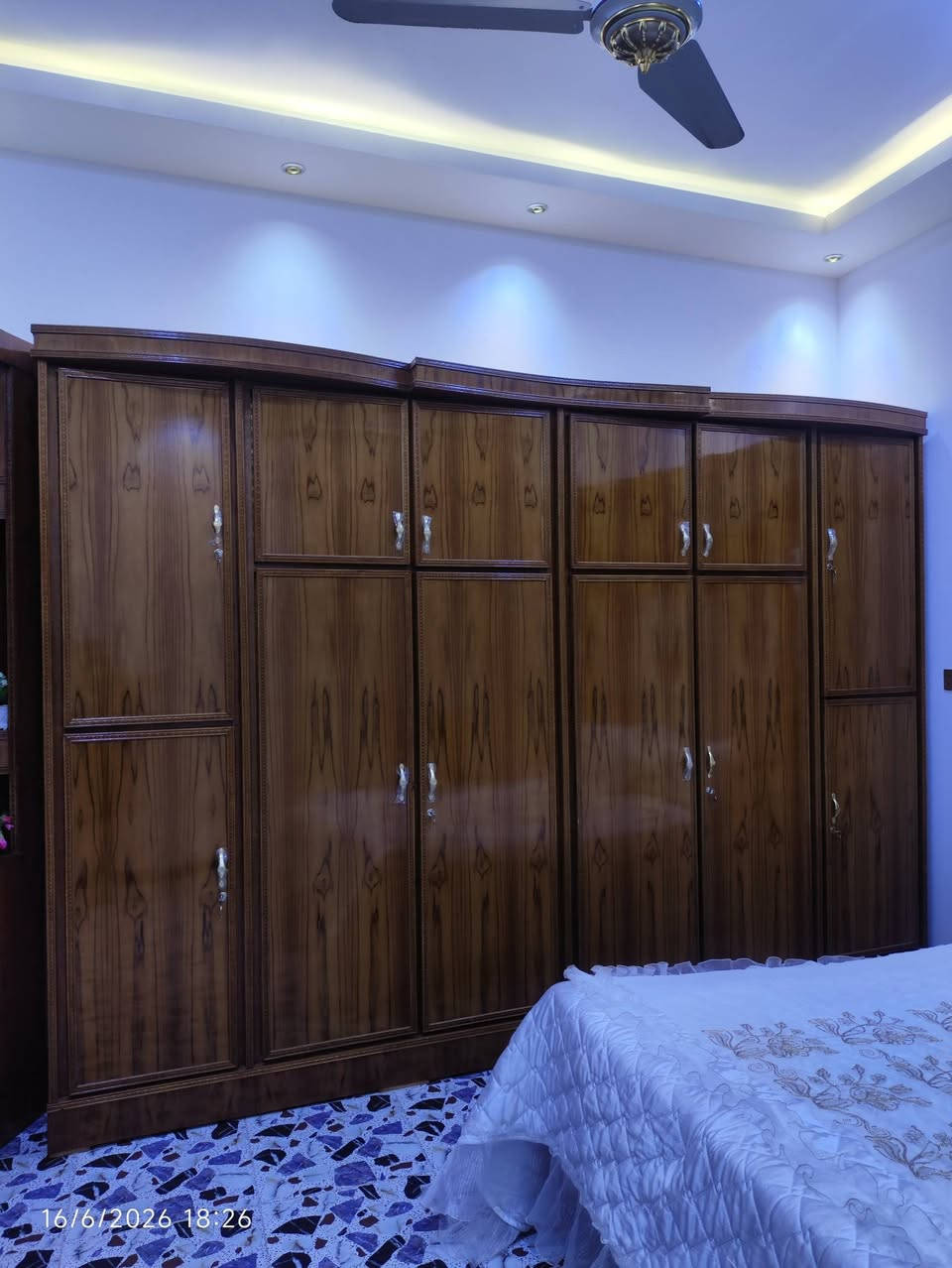 غرفه للبيع سعره مليون100 ونهايتها 950 اذا مو شراي لاتدخل


**إذا كنت صاحب هذا الإعلان وتريد حذفه لأي سبب، رجاءا أرسل رسالة إلى الدعم الفني**