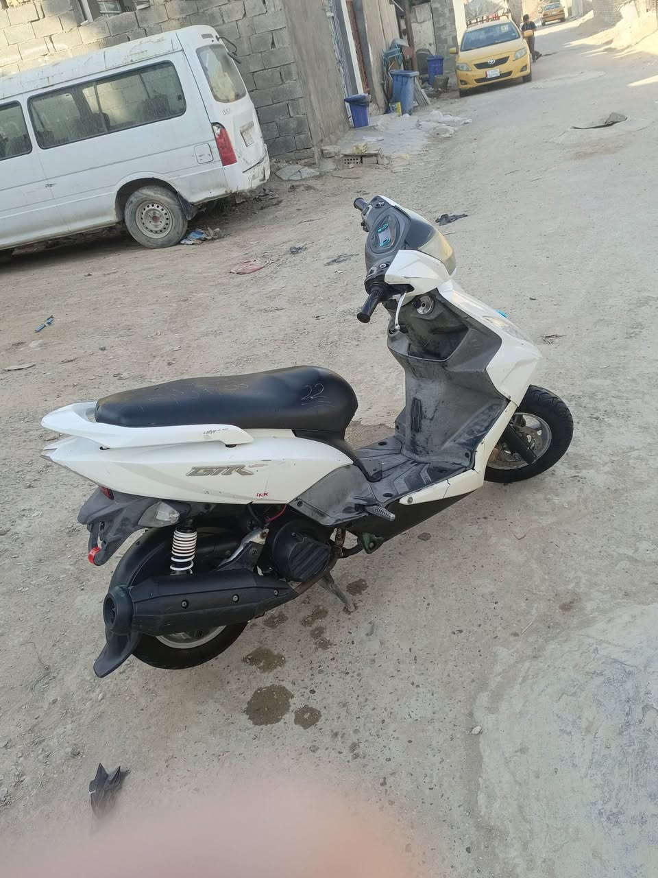 السلام عليكم دراجه جي تي ار للبيع دراجه كامله معوزه اي شيء كل نقص ما بيها راجع خير من الله المكان حي طارق القديم صار 750 وبيها مجال للشراي شيء قليل***********
