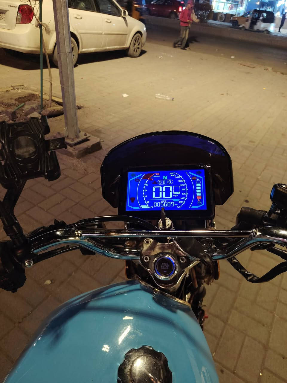 السلام عليكم دراجة إيراني للبيع موديل 2026 زيروو ماشيه 5689 دراجه جديده مستعمله قليل زيرو مكفوله كفاله عامه من كََلشي
تشغيل عن بعد 
بصمات عدد ٢
شاشه تاب
مكاني بغداد الدورة *********** متواجد واتساب السعر 950  وبيها مجال
