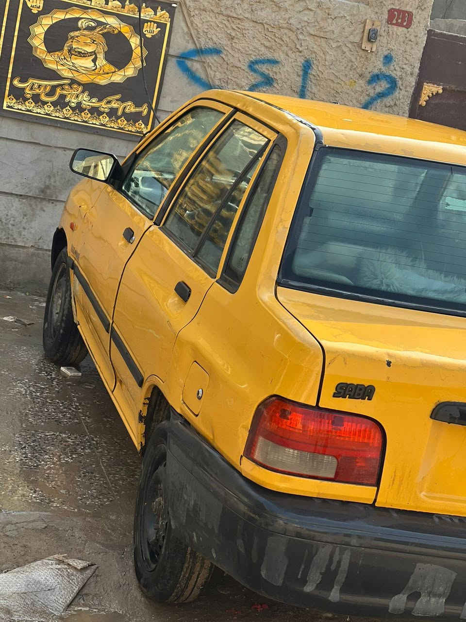 السلام عليكم
سايبه 2011 عظم جاهزه من كلشي مال جناي  
كير مكينه خسر من الله لاتنقيص ولا تبخير 
حداديه جديده
رقم بغداد شرط التحويل
كهربائيات كيوجه كلها شغاله 
السياره بلاديه مابيه ضربه ولا صبغ فقط بارد زغير 
السعر 28
عنواني حله المركز
***********
