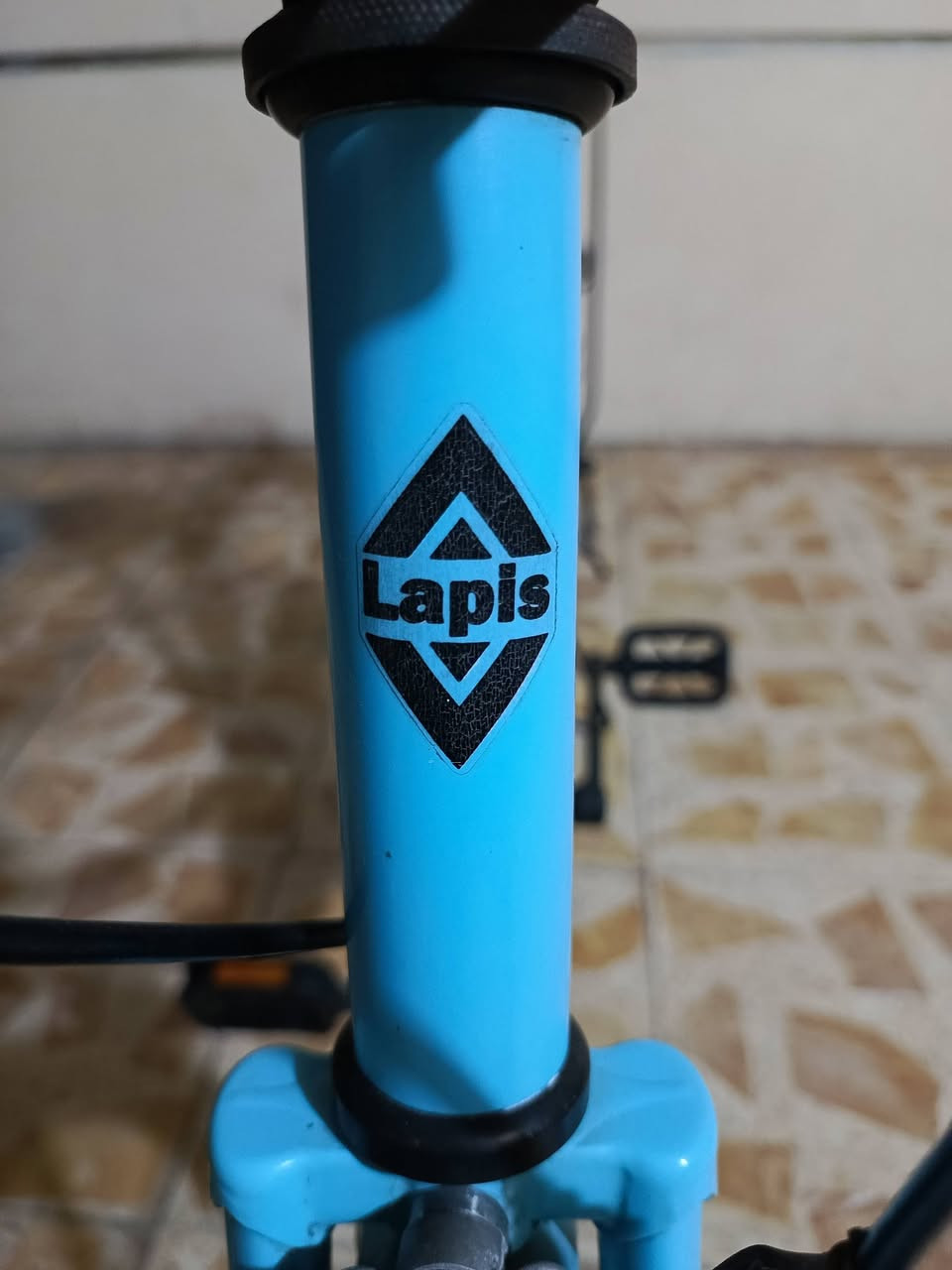 السلام عليكم بايسكل للبيع حجم 26 بالة اصلي كلة شغال وجديد مكان بغداد سعرة 130 للاتصال ***********
