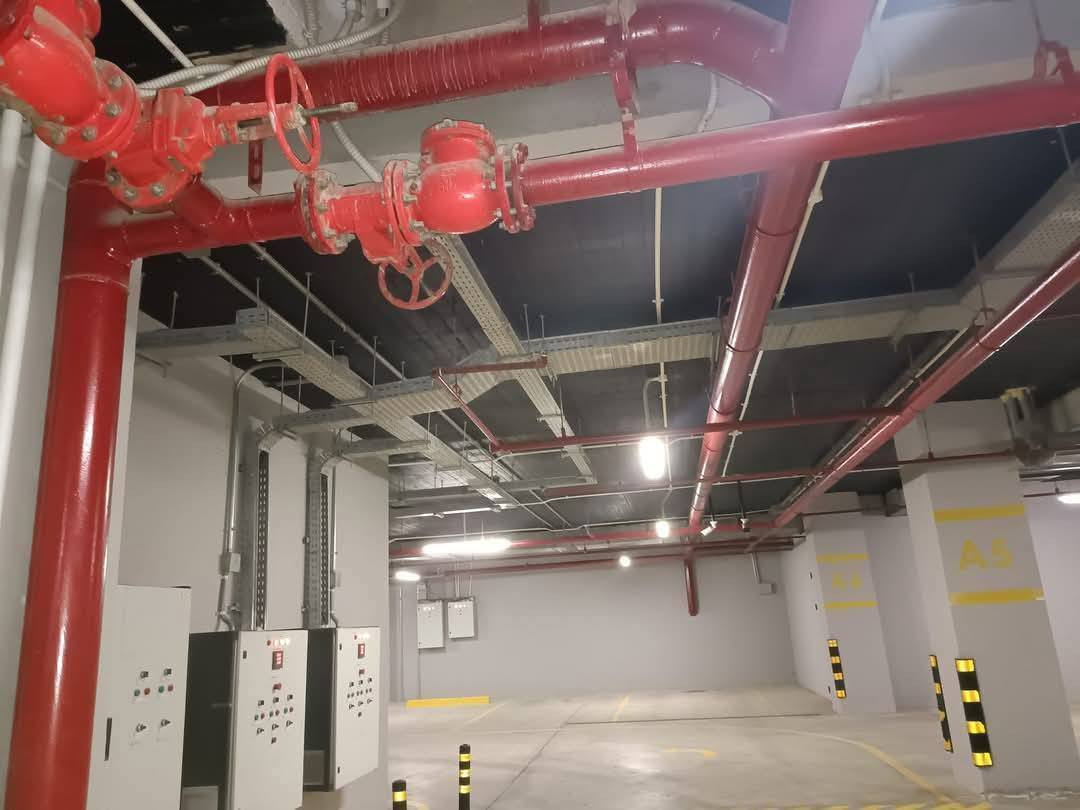 إلى جميع الشركات وأصحاب المولات والمستشفيات ومجموعة السكنية يتوفر لدينا فريق ومعدات اختصاص في تنفيذ جميع مشاريع منظومة إطفاء الحريق و منظومة التكيف والتبريد لطلب والاستفسار التواصل على الواتس ***********
