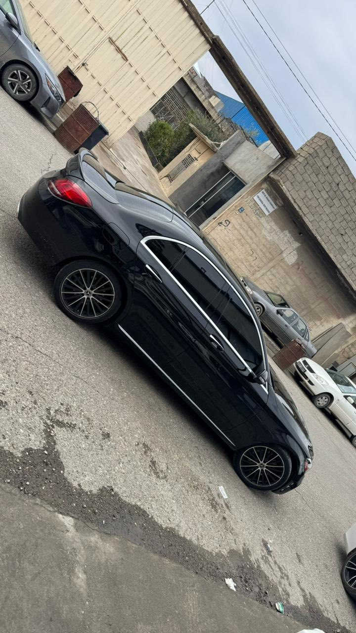 C300
موديل 2021
الممشا 82.000 الف
حادثه راس البنيد وبيه ملاحضات 
بصيطه
السعر 27.000$ وبيه مجال بصيط￼
السياره مصروف عليه وجاهزه 
دسكات  تايرات صدر كله جديد 
***********
