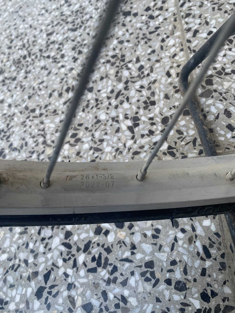 🌹🌹سلام عليكم ورحمه الله و بركاته الستفسار ***********
للبيع 🔴🔴

نضافه 79%
السعر 70 بي مجال 🌹 

مكاني كويريش  قرب مطعم حجي حسن 🌹🌹
