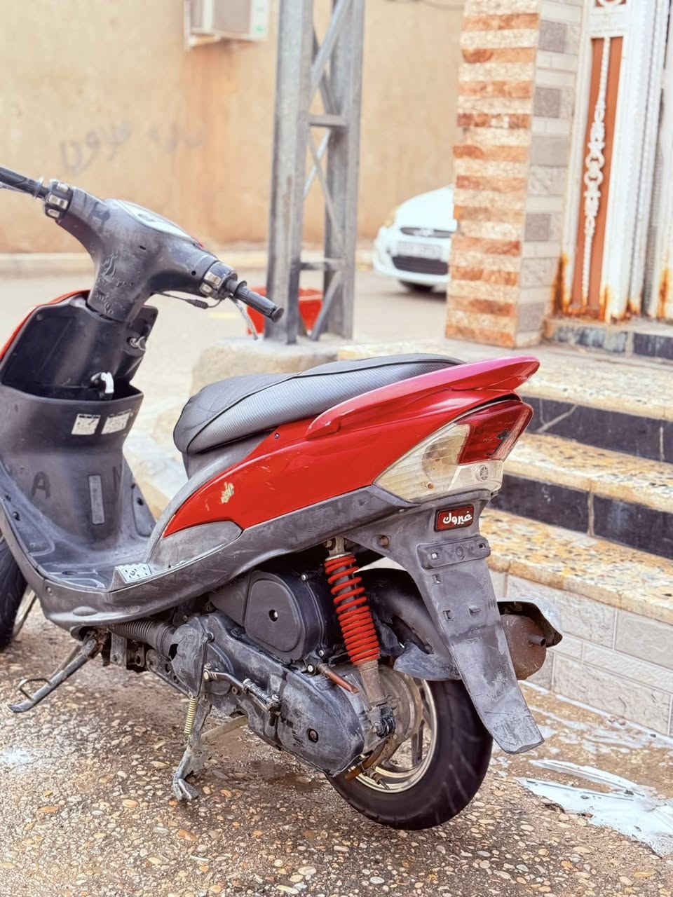 السلام عليكم
ماكس عدله صارلها شهرين من طالعه رمبه دراجه اي نقص مابيها شلعه معدل نكره سلف هندر اي نقص مابيها ووين ماتريد افحص ختم واحد كفر بلادي سعرها مليون وبيها مجال للشراي.
***********
وموجود ماسنجر
