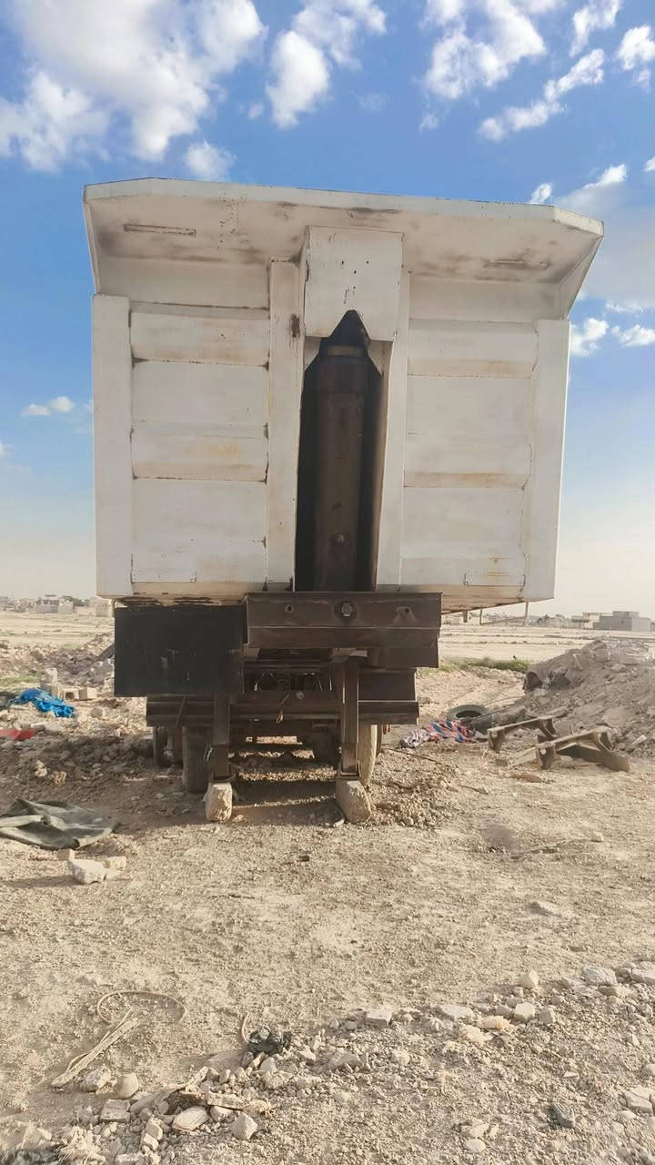عربانه للبيع 
***********
