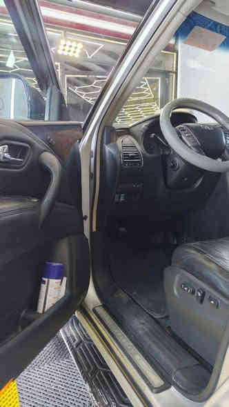 السلام عليكم 
جمعة مباركة احبتي 
انفنتي QX56 موديل 2011 ياباني خليجي
فئة VIP فول مواصفات
صدر امامي خلفي تمام
تبريد تدفئه شامل حتى الكشنات
جنطه كهرباء 
كشنات سياحي 

💎 ســعــر ✅ ::  170 مع مجال قليل

المكينة والكير مكفول
كهربائيات مكفول
السياره بدون اي نقص 
مكينه 8 سلندر 5.6 سريعة بشكل
رقم شمالي بأسمي السنوية جديدة
السياره بيها صبغ فقط الدعاميات
السيارة مكفولة بدون اي حادث
مكاني بغداد

رقم صاحب سيارة 
***********
