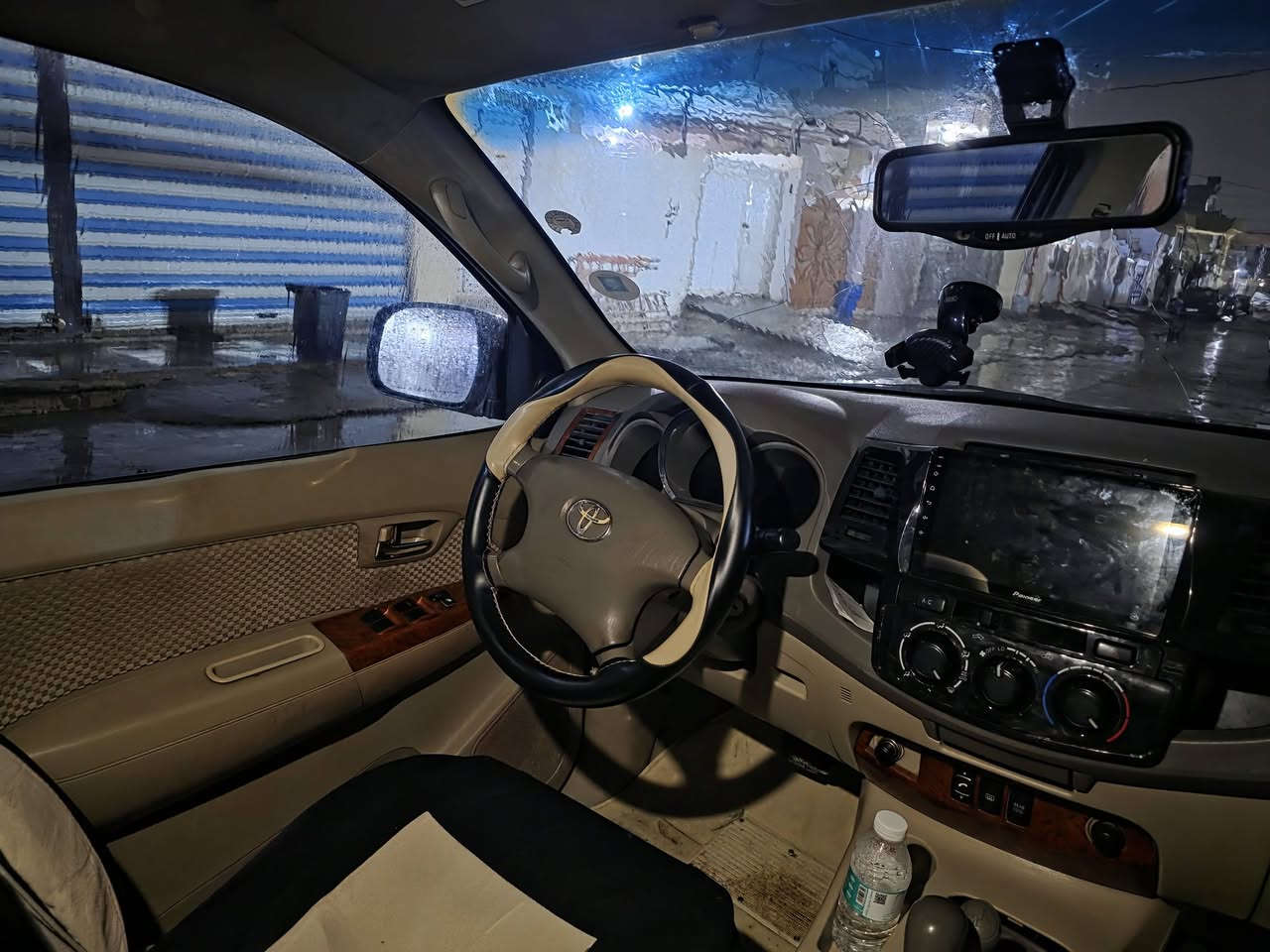 فۆرتچێنەر
مۆدێل٢٠٠٦
٦پستۆن مەکینە وەنەوشە
بەس ساردی پێوەیە  و هیچی تر
هیچ کێشەی سەنەوی و شتی نییە
ژم.***********
***********
