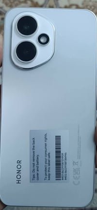 هونر 400 العادي 5g   ذاكره 512  نظافه اخو الجديد مستخدم قليل   غراض كا...