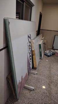 ابواب جام وقواطع  ابواب 2 ارتفاع 2.10  عرض 90 سم اربع قواطع ارتفاع 2.2...