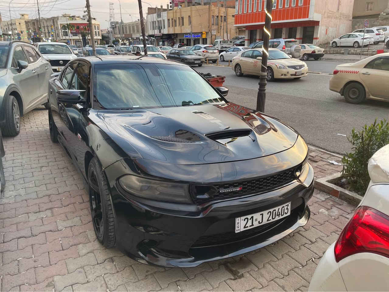 ارخص جارجر دايتونا بالعراق محرك هيمي5.7
دوج جارجر RT 2017 دايتونا 
فول مواصفات 
كرسي خزن 
فتحه
قطعتين تبريد 
كشن جلد
كشن امامي تدفئة تبريد
كشن خلفي تدفئة
شاشة جبيرة
كشن كهربائي 
مواصفات الدايتونه معروفه فول عدا الرادار
الحادث بيها اربع قطع ابيع صبغ حزام

رجاءً المو شراي ويعامل يكسر السعر لايدخل ويضيع وقتي ويا 
مكان السيارة اربيل شارع 60 أربيل, العراق


**إذا كنت صاحب هذا الإعلان وتريد حذفه لأي سبب، رجاءا أرسل رسالة إلى الدعم الفني**
