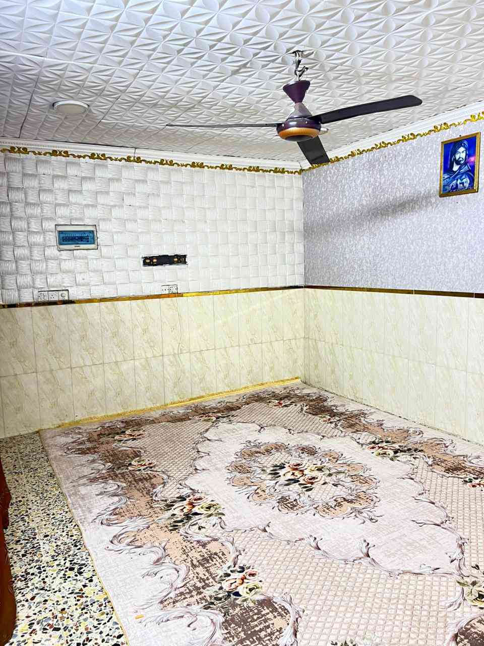 بيت خلفي للبيع مساحه ١٣٠ م
المنطقة الكمالية
 قرب المستوصف شارع المركز  الكمالية
الاستفسار ع رقم ***********
