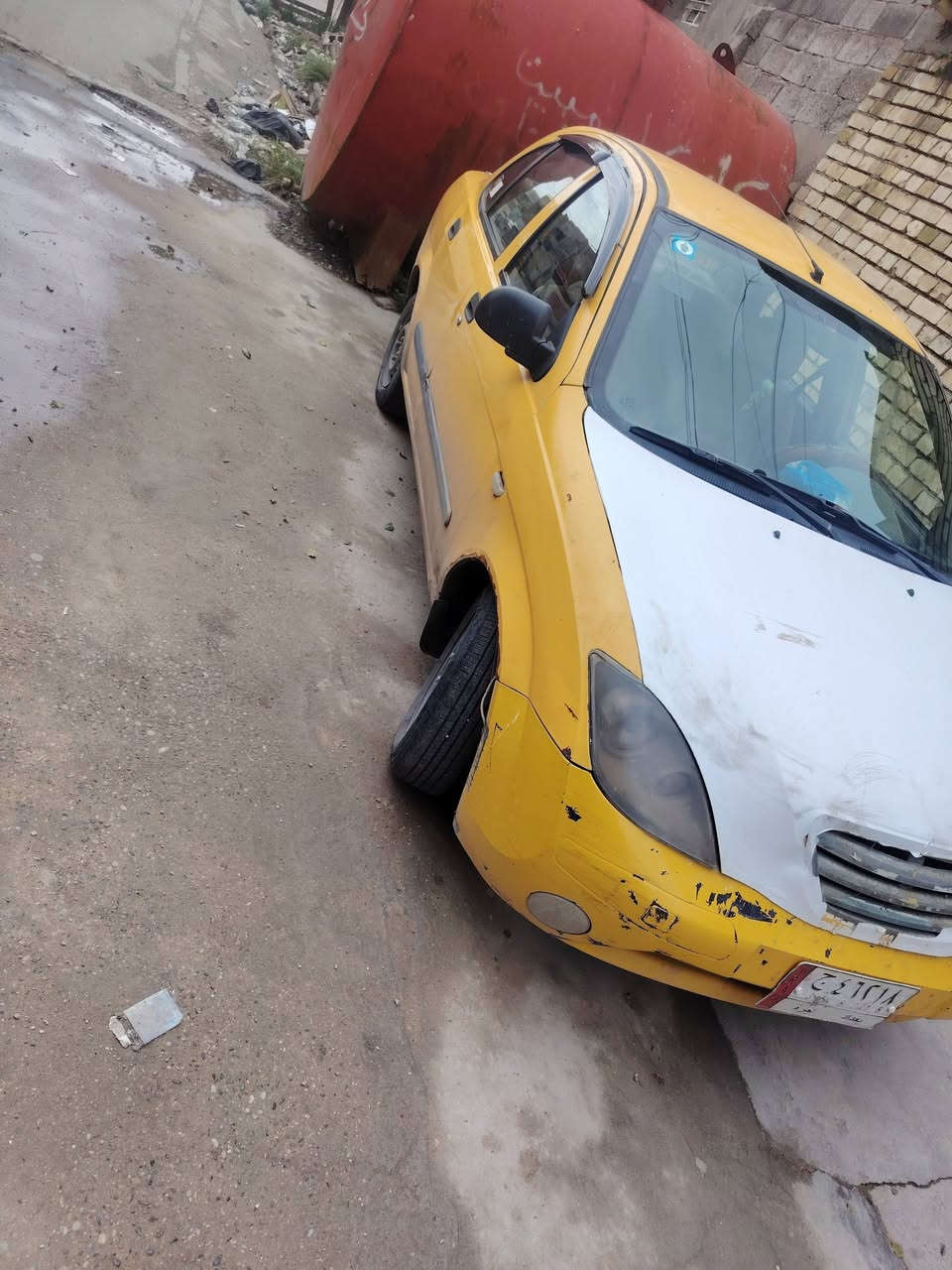 سيارة طيبة صفرة ٢٠١٥ بأسمي كير مكينة حدادية كهربائي كفالة والكشر تشوف بعينك سيارة على ايدي مال جناي هذا رقمي *********** السعر ٣٠ مدينة الصدر الاورفلي
