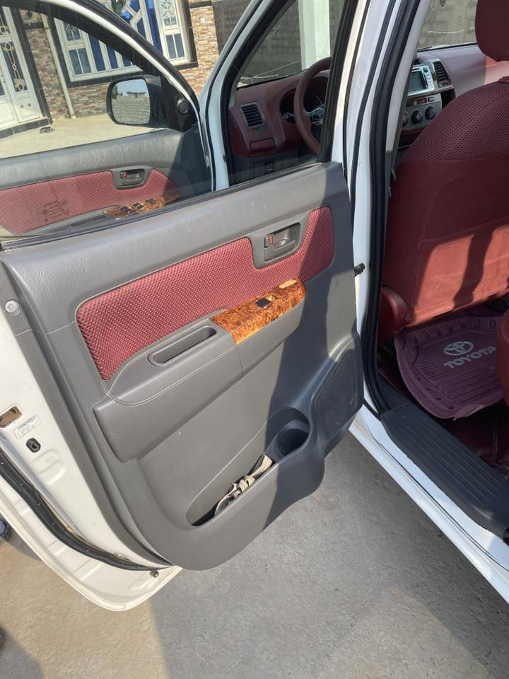 بيكم هايلوكس 2012 رقم واسط بسمي اوتماتيك شاصي 19 بيهة صبغ كير ومحرك مكفول تخم تاير جديد صدر جديد باتري جديد كاملة شغالة تبريد +كهربائيات كاملة 
العنوان واسط العزيزية ***********
