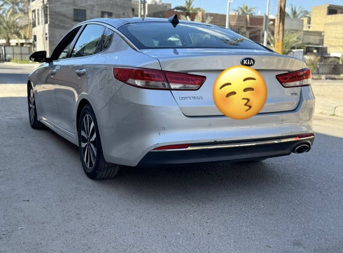 سلام عليكم كيه اوبتما موديل 2016اعلى فئا مواصفات فول 1/1 بغداد بسمي السياره جاهزه على أخر حبه جديده بمعنه الكلمه تبديل بنيد فقط السياره موس من كل الجهات تبريد تدفئة السعر 134$ بيع او مراوس مكاني بغداد بلديات شارع المصرف للاستفسار اكثر اتصل***********////***********
