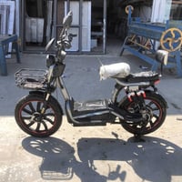 دراجة شحن • ٥ بطاريات • واحدة بيها عطل