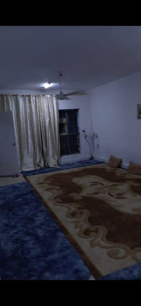 السلام عليكم بيت للبيع مساحه 500 متر طابو صرف الواجهيه 20 والنزال 25 متر موقع مفرق عنانه سنجار دور الدواجن البيت يعتبر قطعه الشارع امام البيت عرض 20 متر للاستفسار موبايل ***********اسيا،***********غيرمتواجد على الفيس
