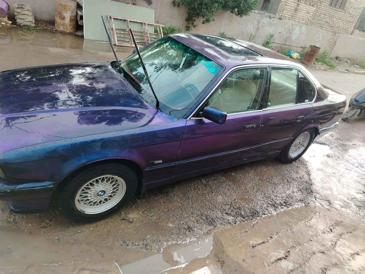 سلام عليكم 535 جاهزه ماعدا صبغ فقط كير محرك حداديه تبريد تخم تاير كله جديد بيع او مراوس ب25 
سعره 47 وبيه مجال 
كربلاء طوريج
***********

***********
