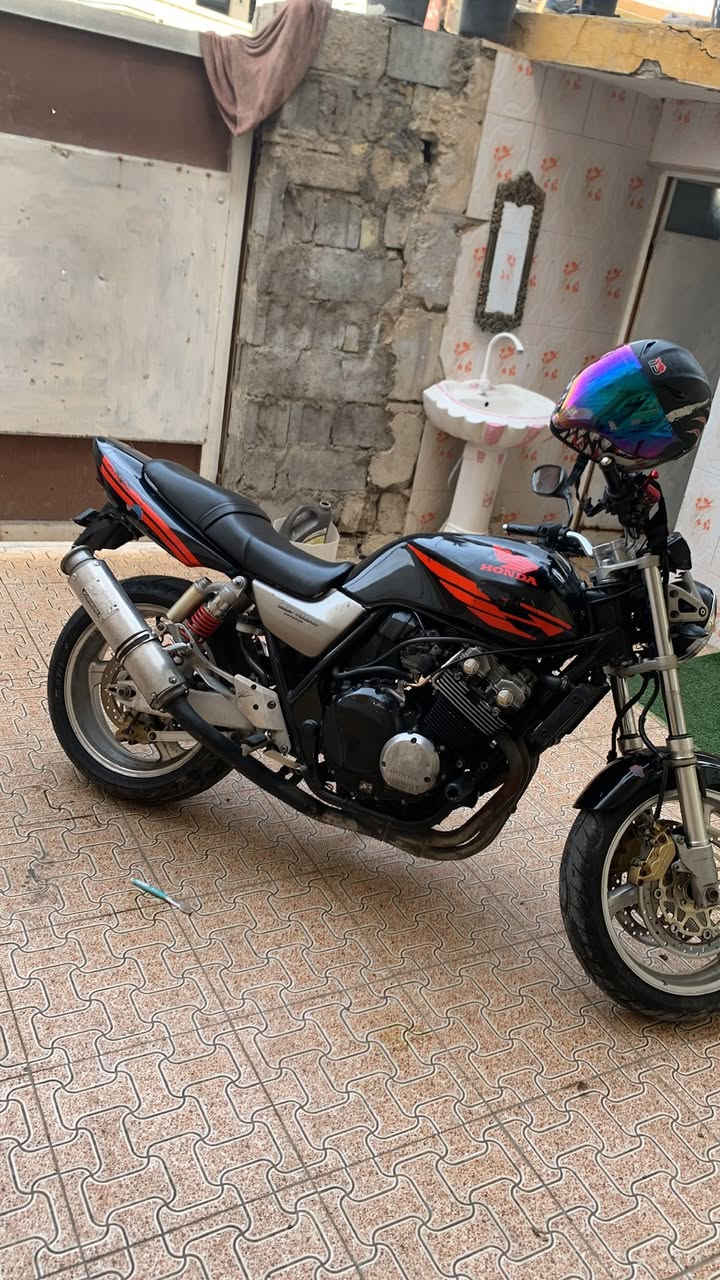 للبيع❤️ . دراجه  بطح سيبي فور 400  جيل الثاني بدون اوراق بيها ورقه منفيس فقط !!!
دراجه محرك نضيف حيل وكير كذالك 
دراجه قبل كم يوم مبدل كلجات ب ٩٠ الف الاصليه 
دراجه نضيفه ومرتبه . مكاني الفلوجه


**إذا كنت صاحب هذا الإعلان وتريد حذفه لأي سبب، رجاءا أرسل رسالة إلى الدعم الفني**