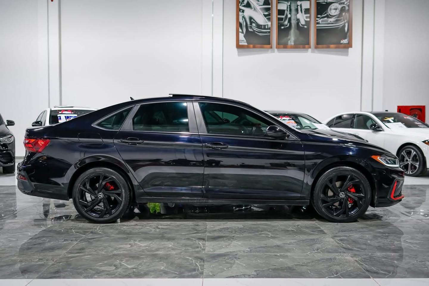 ڤۆکس واگن جیتە ٢٠٢٥
سەیارەکە بی سبوخە دەعامی لۆ دەعامی بی سبوخ هەمووش بەشەرت. سەیارەکە ماسەفات se+لۆ زانیاری زیاتر پەیوەندی بەوو ژمارەیە بکە .(***********) أربيل, العراق
